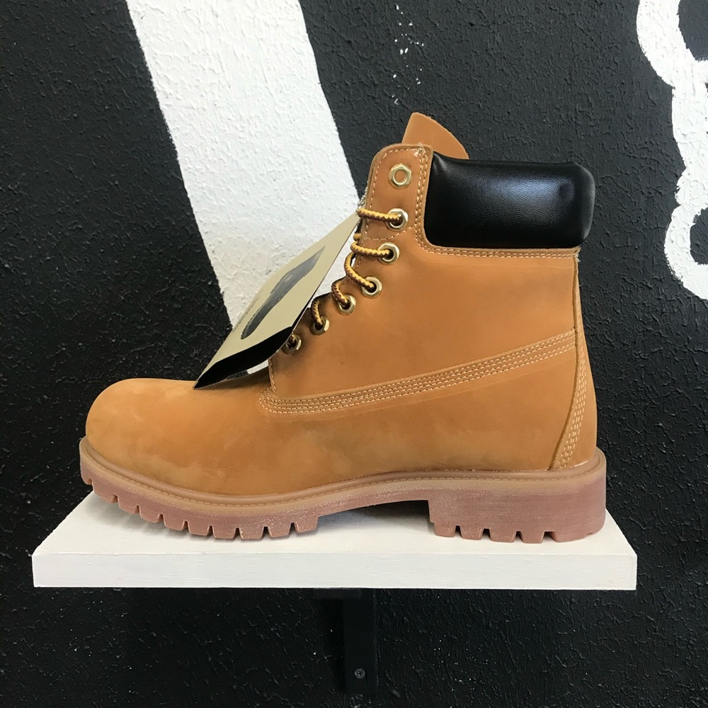 Timberlands - Picture 4 of 4
